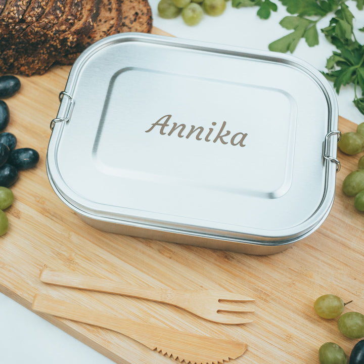 Brotdose mit Lasergravur des Namens Annika